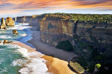 开云平台-篮网稳守东部席位，哈利伯顿潜在关键先生价值凸显