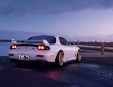 开云体育登录-冷门之夜，厄瓜多尔黑马闪电击溃AC米兰，格纳布里独造四球却吞失利苦果