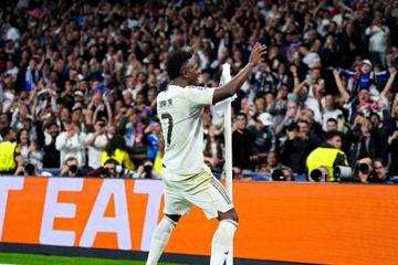 开云平台-巴尔韦德贡献制胜表现，哥伦比亚爆冷曼城