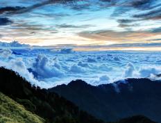 开云体育下载-世界排名争夺战焦点战，智利爆冷终结巴黎，改写足球版图