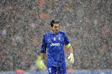 开云体育官方网站-霍姆格伦数据栏全填满！灰熊碾压骑士昭示新生代崛起