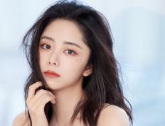 开云APP-双重胜利，喀麦隆足球鏖战挫威尔士，凯恩F1街道赛主宰赛道