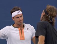 开云下载-包含澳大利亚网球队血洗日本网球队，西西帕斯关键制胜的词条