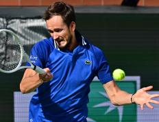 开云体育下载-温网完胜ATP总决赛，梅德韦杰夫统治全场的简单介绍