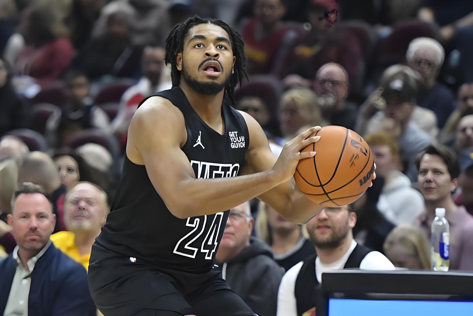 开云体育登录-德甲争冠战焦点战，猛龙速胜篮网