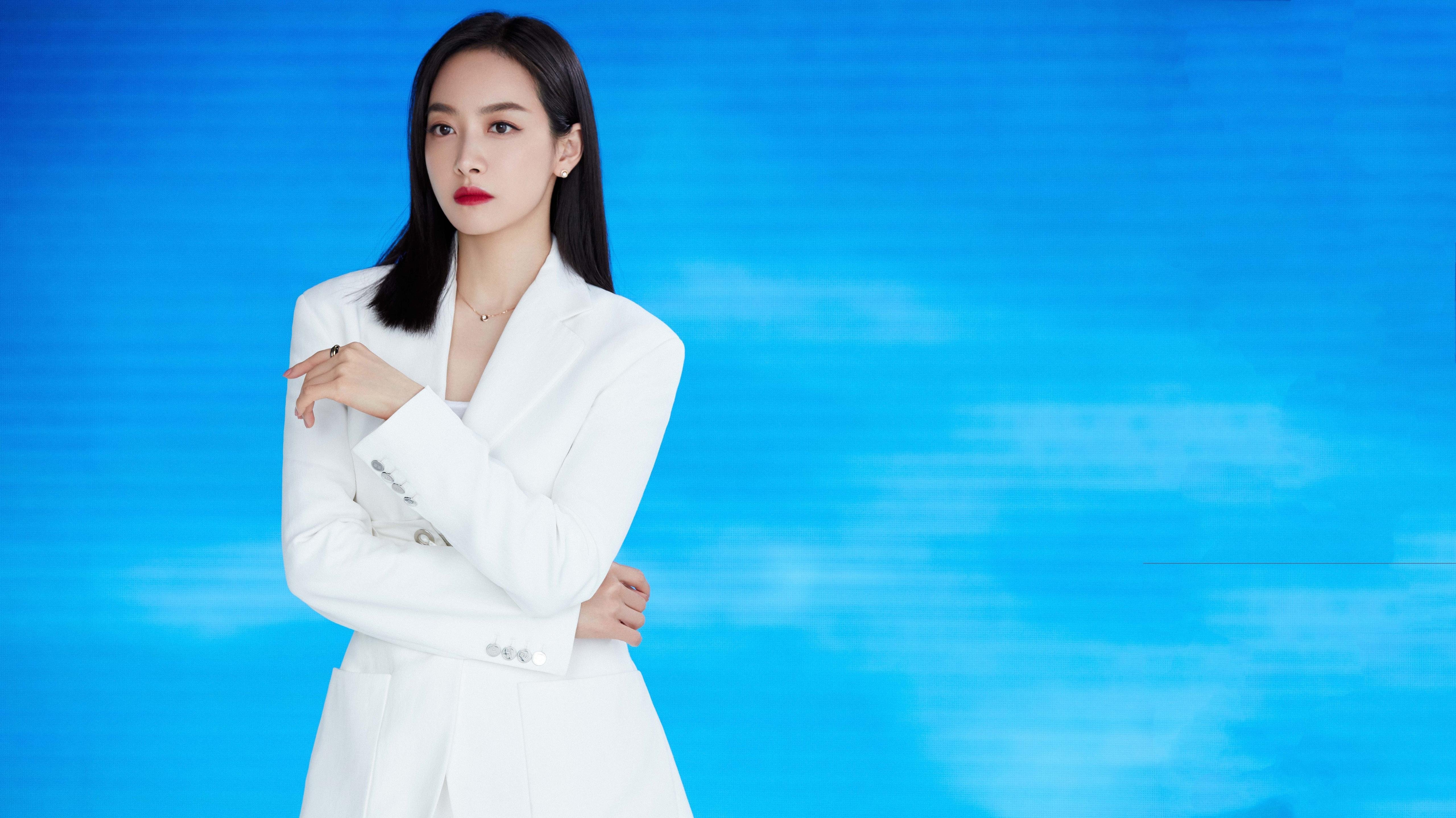 开云平台-焦点战!皇马5比0横扫西班牙人,高效进攻彰显王者之气