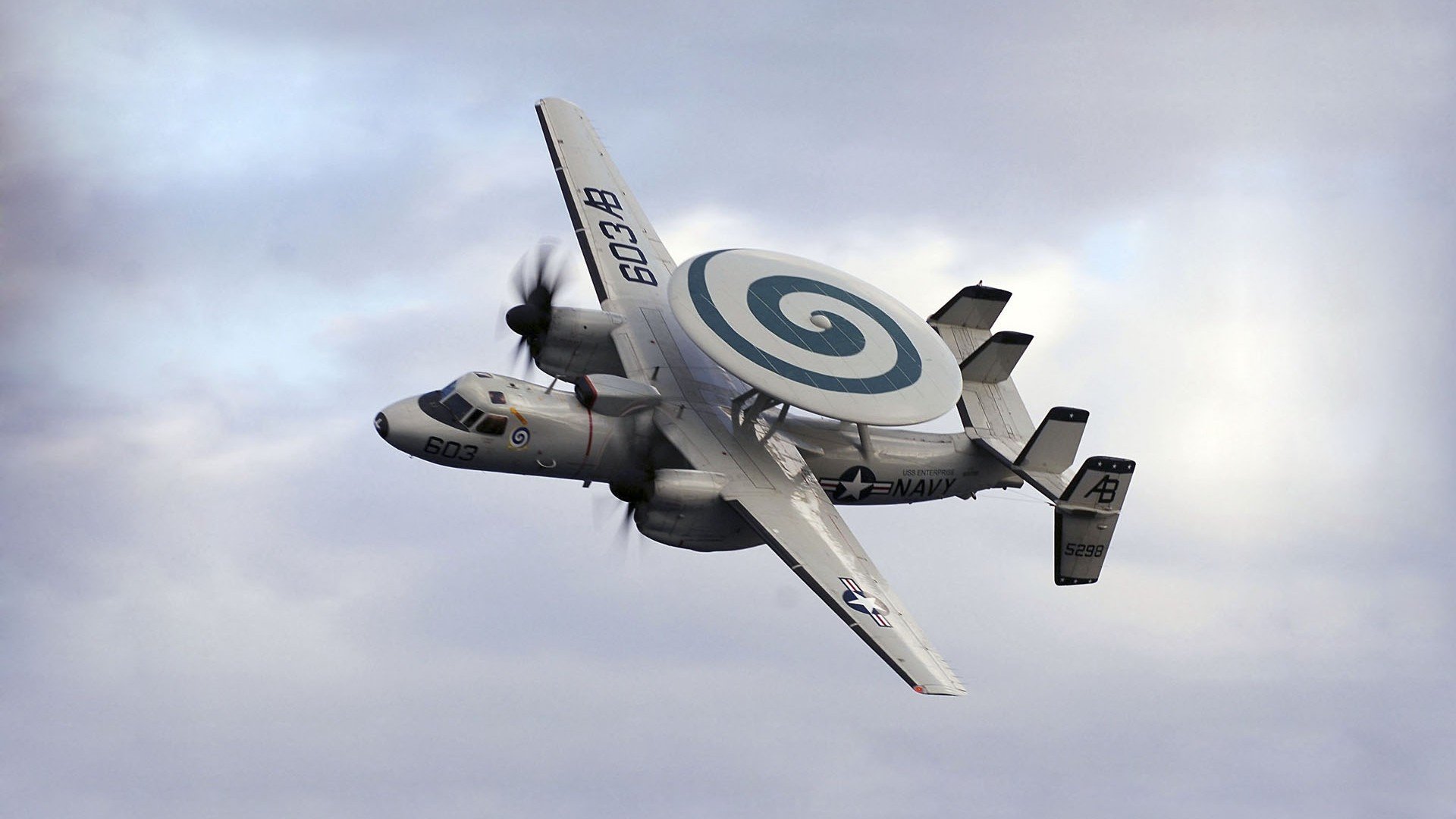 开云下载-尤文鏖战日本，迷失东京之夜，恩佐刺破喧嚣成为永恒先生