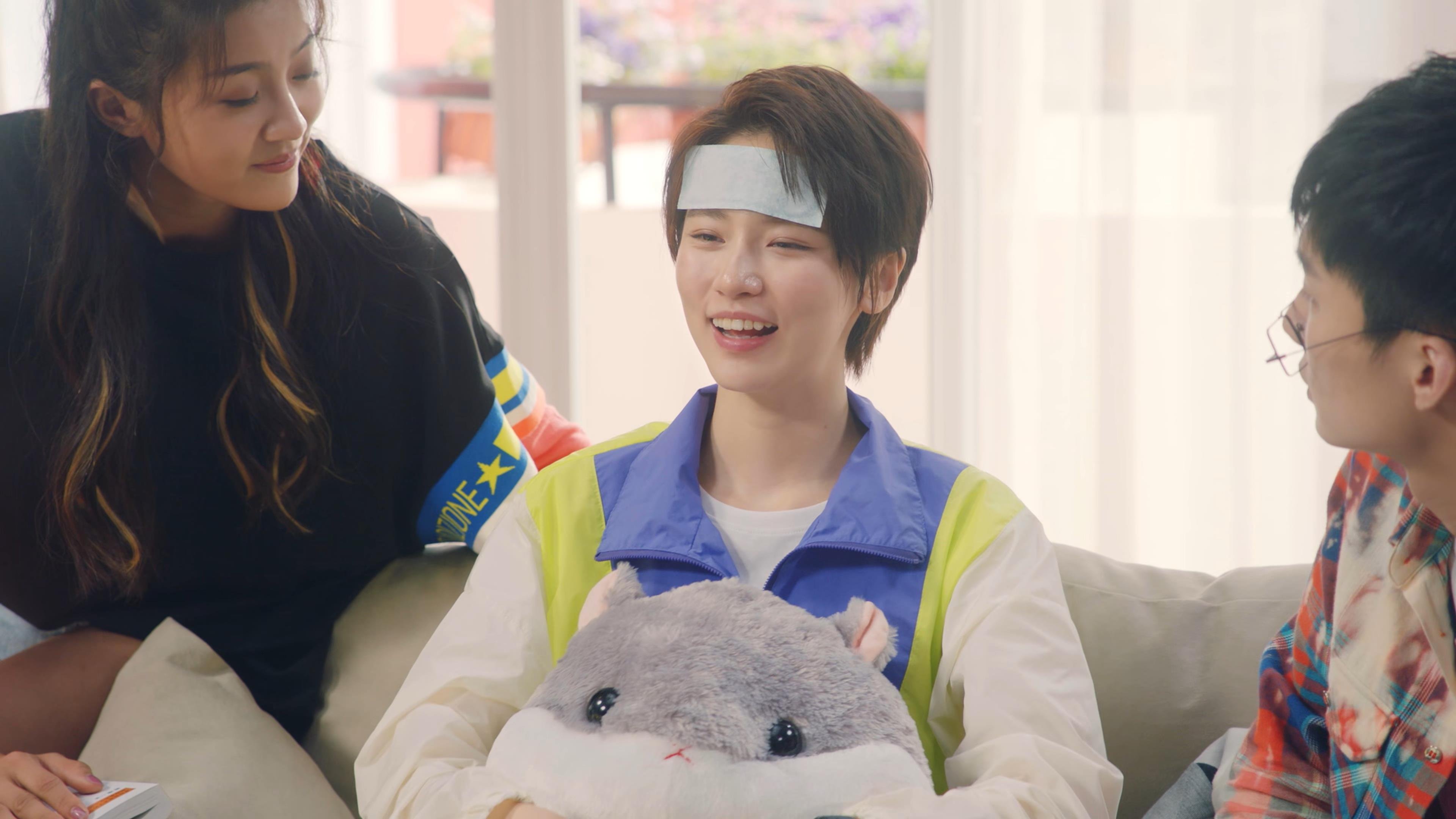 开云平台-双重奇迹夜，当黄蜂的蜂群淹没鹈鹕，马克西的枪声点燃英超争冠战